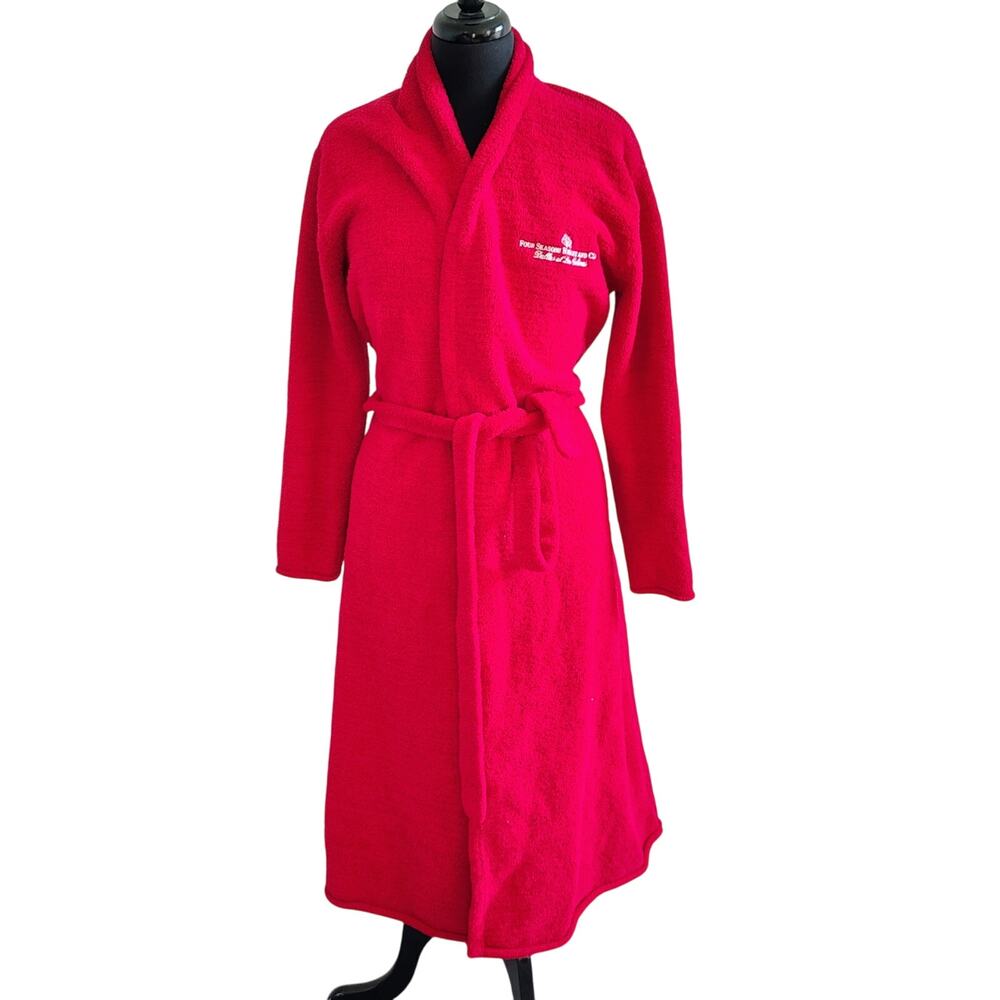Kashwere Unisex S/M Red Microfiber Robe Four Seasons Resort Club Dallas Cozy